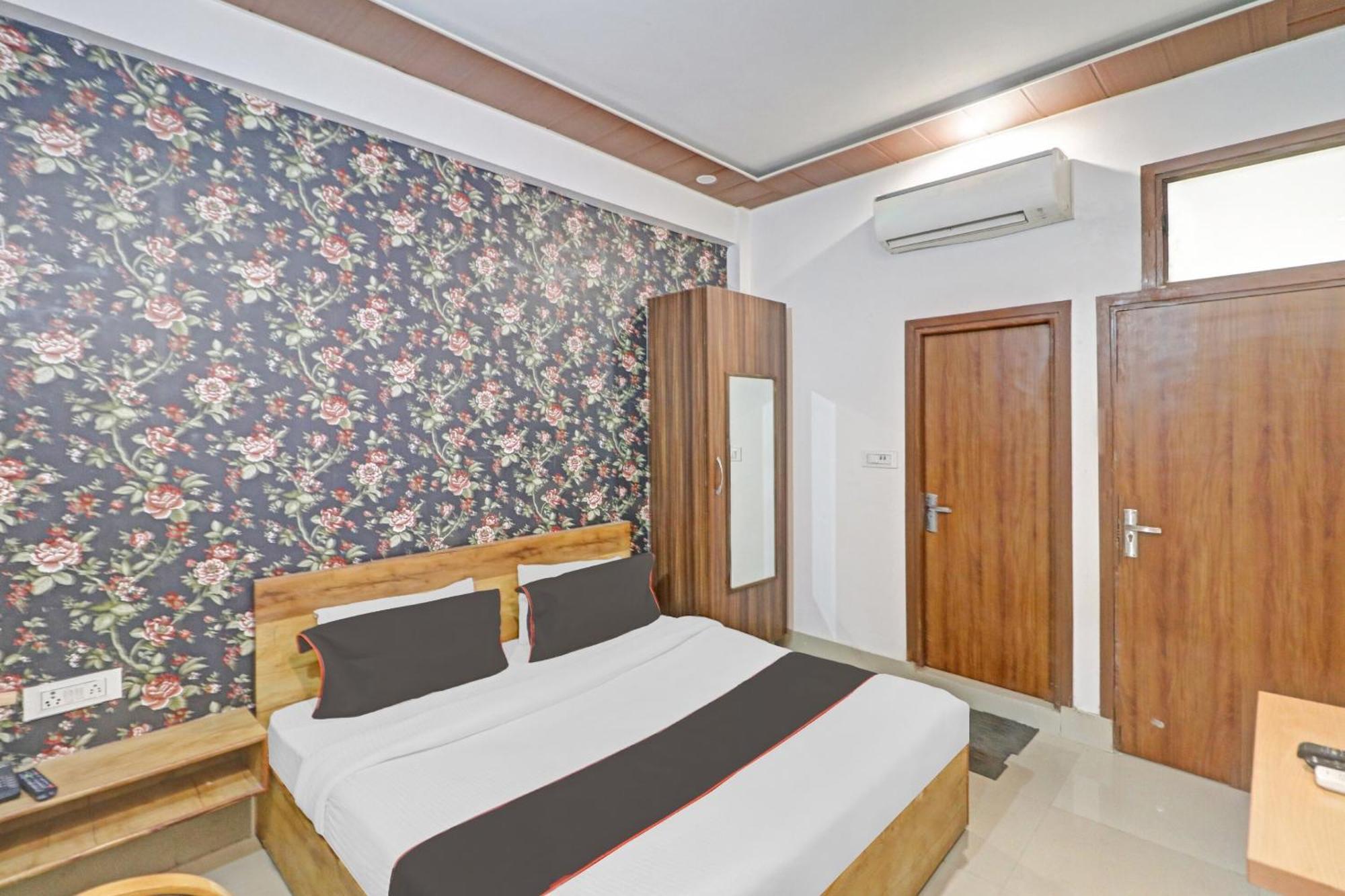 ניו דלהי Hotel O Star Ki מראה חיצוני תמונה